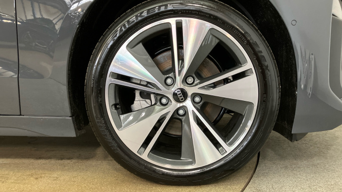 Audi A6 210kW 83kWh Sport 5dr Auto Electric Estate - Image 5